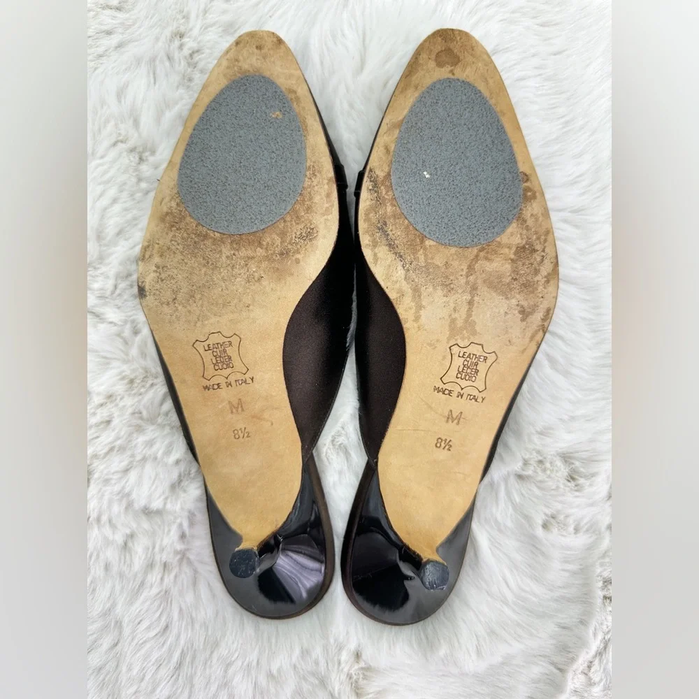 Vintage Vera Wang Satin Kitten‎ heels crystal embellished 8.5 M Brown